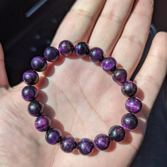 Purple Tiger Eye Bracelet 10mm Natural Stones Stretch Crystals Unisex Healing - Picture 3 of 3